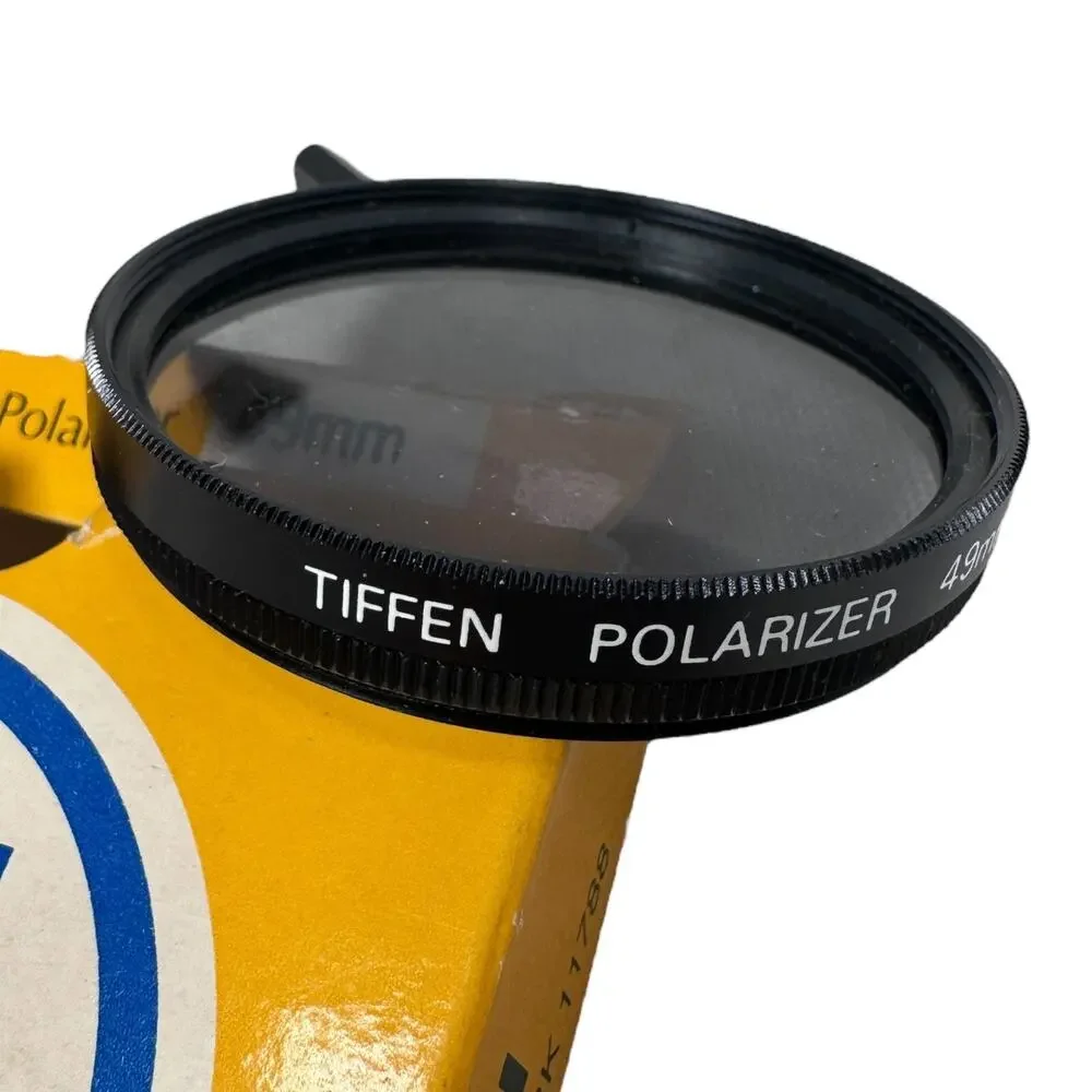 Vintage Tiffen Polarizer‎ Screw-In Photographer Camera Lens Filter 49mm Circular